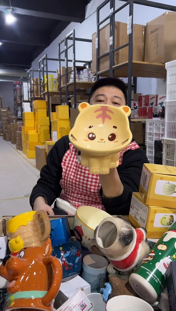 【闪购商品】杯陶瓷泰哥狗粮碗