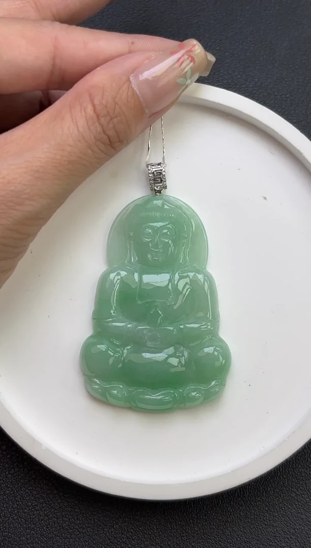 颈饰18K金镶嵌翡翠YM1076-1 观音