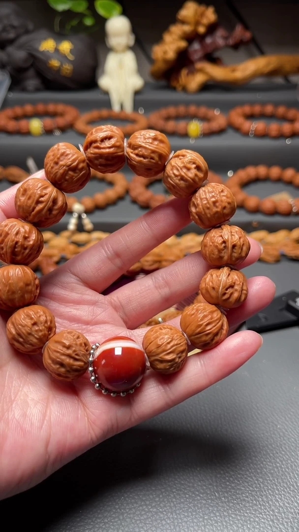 【闪购商品】文玩核桃吊坠文玩手串