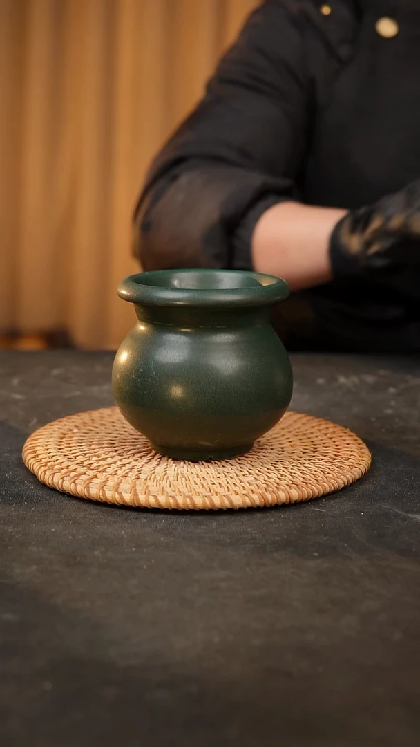 【闪购商品】瓷片 泥泥手工花盆口8高10