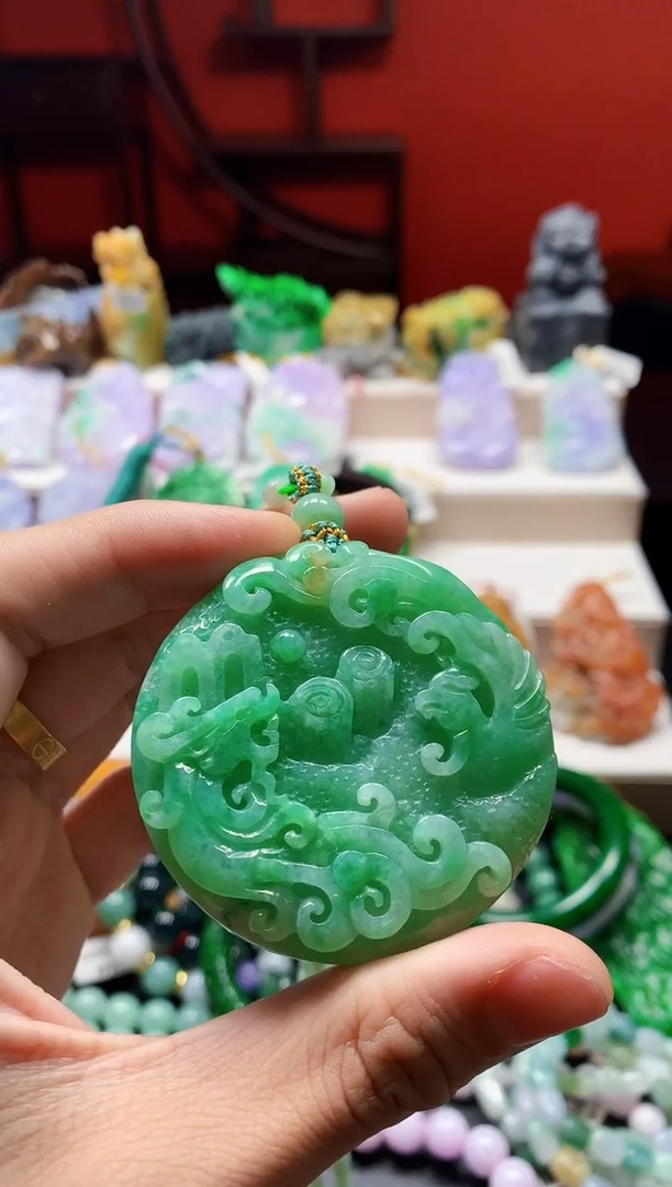 颈饰未镶嵌翡翠喜**乐天然A货翡翠
