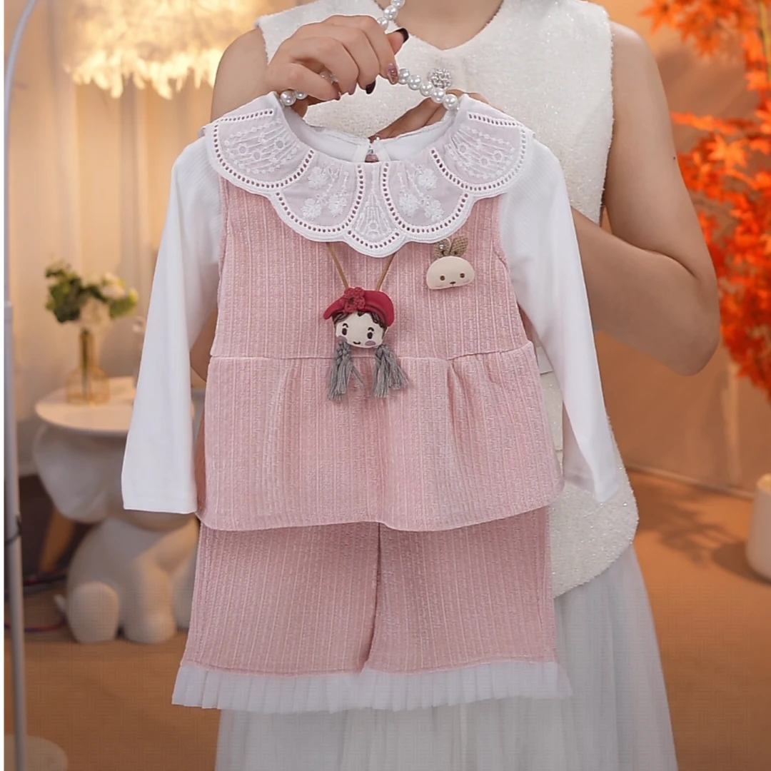 秋款女童雪尼尔休闲套装秋装三件套轻奢风立体玩偶