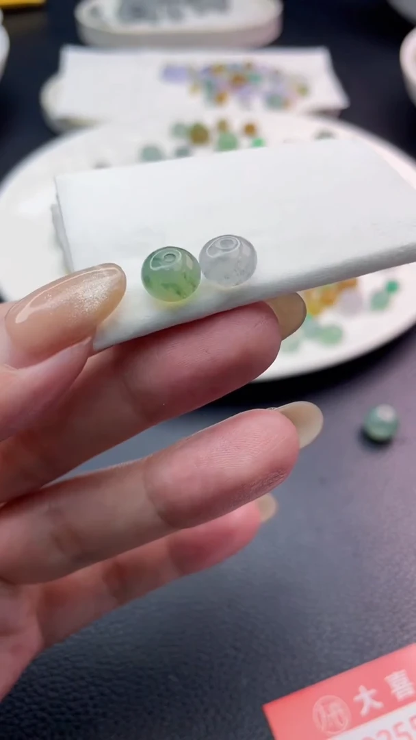 定制翡翠未镶嵌琳**林珠子