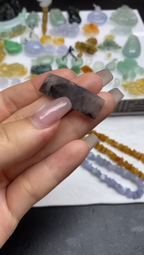 【闪购商品】定制翡翠未镶嵌翡翠毛货~