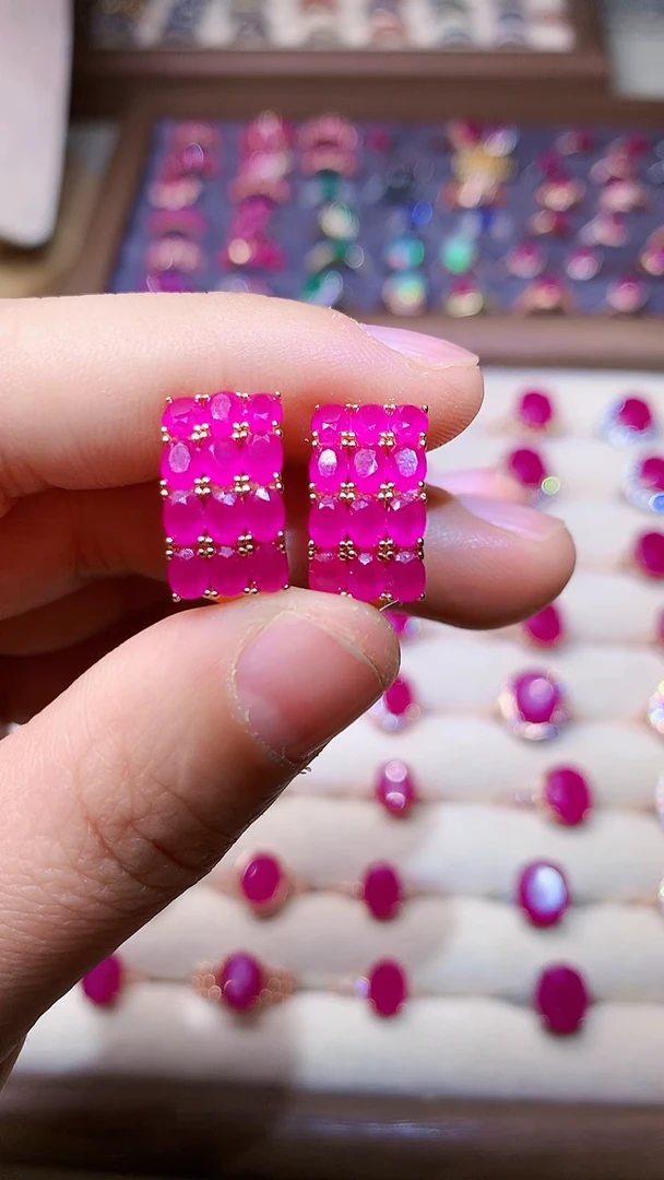 【闪购商品】红宝石耳饰银S925镶嵌000