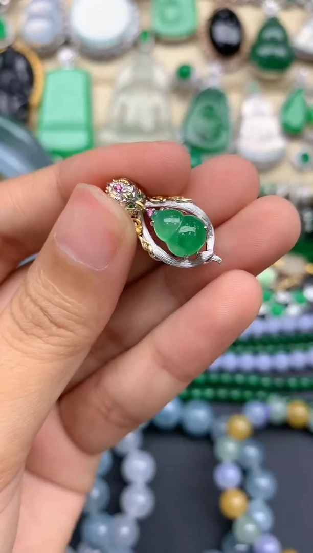 【闪购商品】翡翠颈饰18K金镶嵌81-中国好珍宝