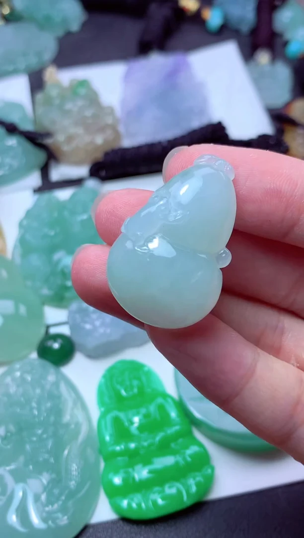 颈饰未镶嵌翡翠天然翡翠A货