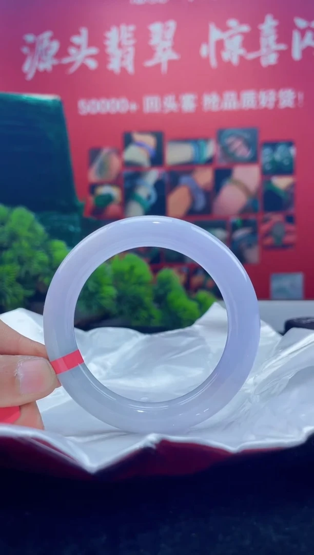 翡翠手镯未镶嵌手镯1