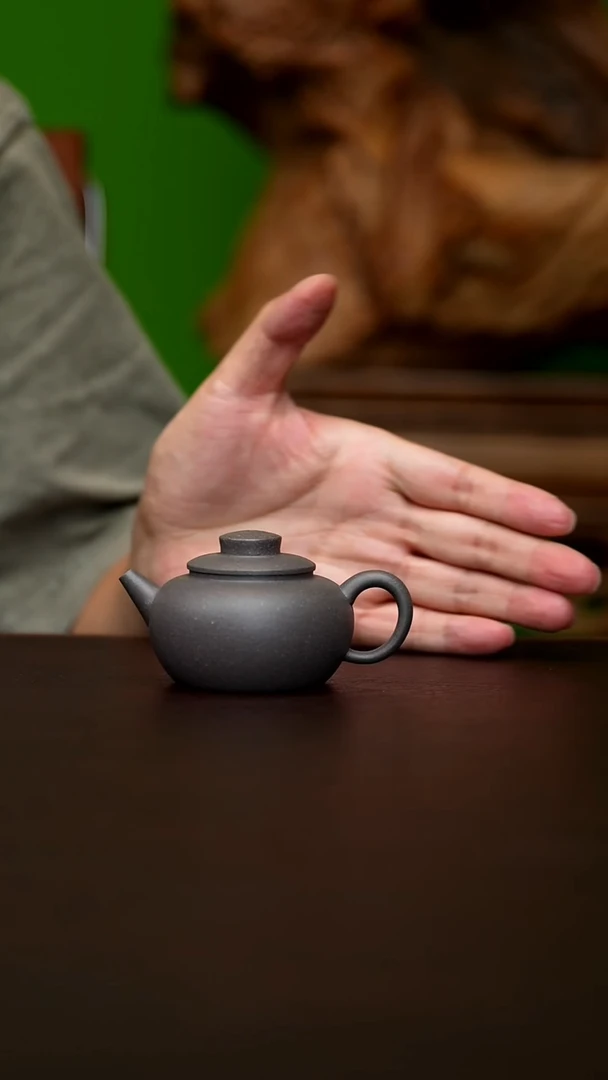 茶壶紫砂宜兴原矿   天青泥  小巨轮   130CC