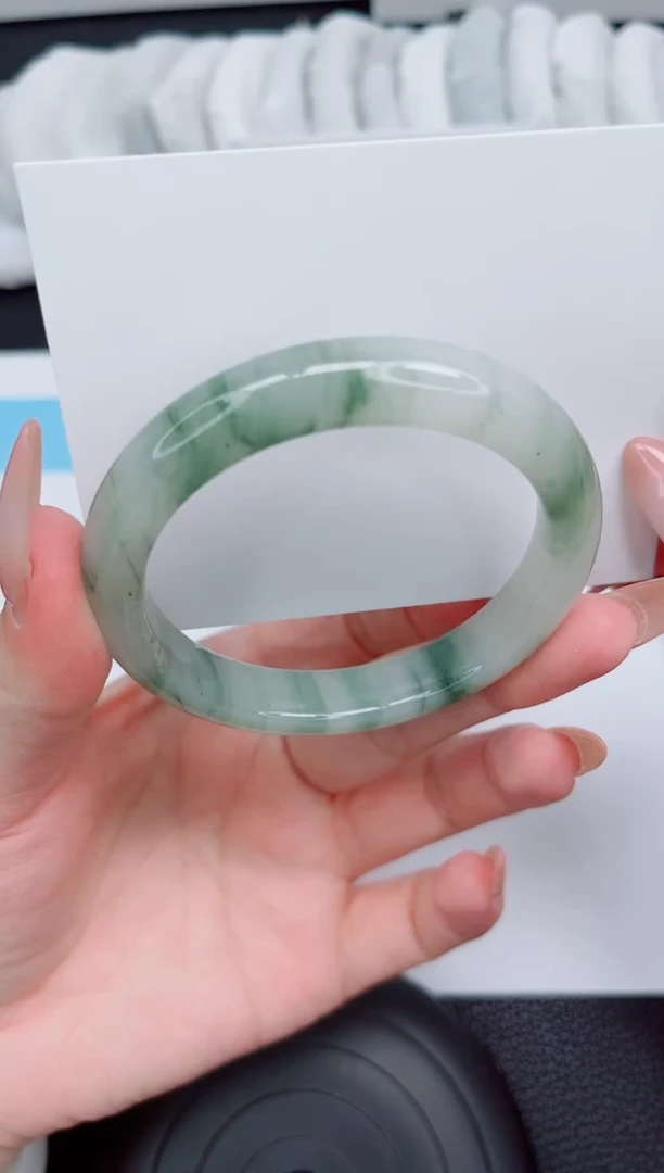 石英质玉手镯未镶嵌27-56.5