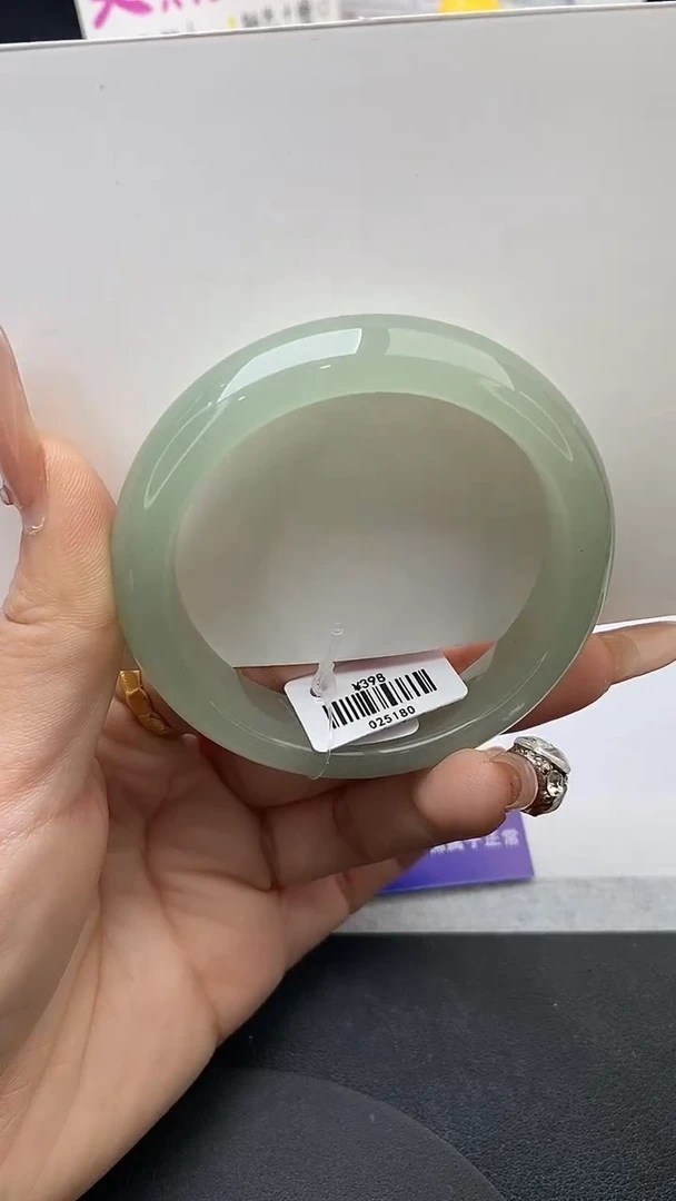 未镶嵌手镯石英质玉w10-DB52+