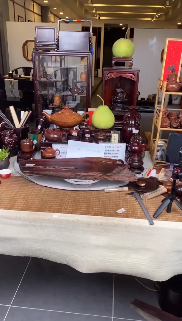 紫檀木类端景台随形干泡台