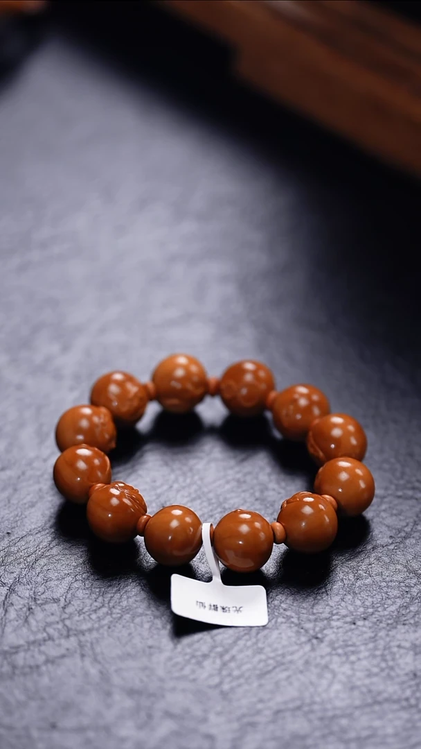 【闪购商品】橄榄核吊坠更厉害