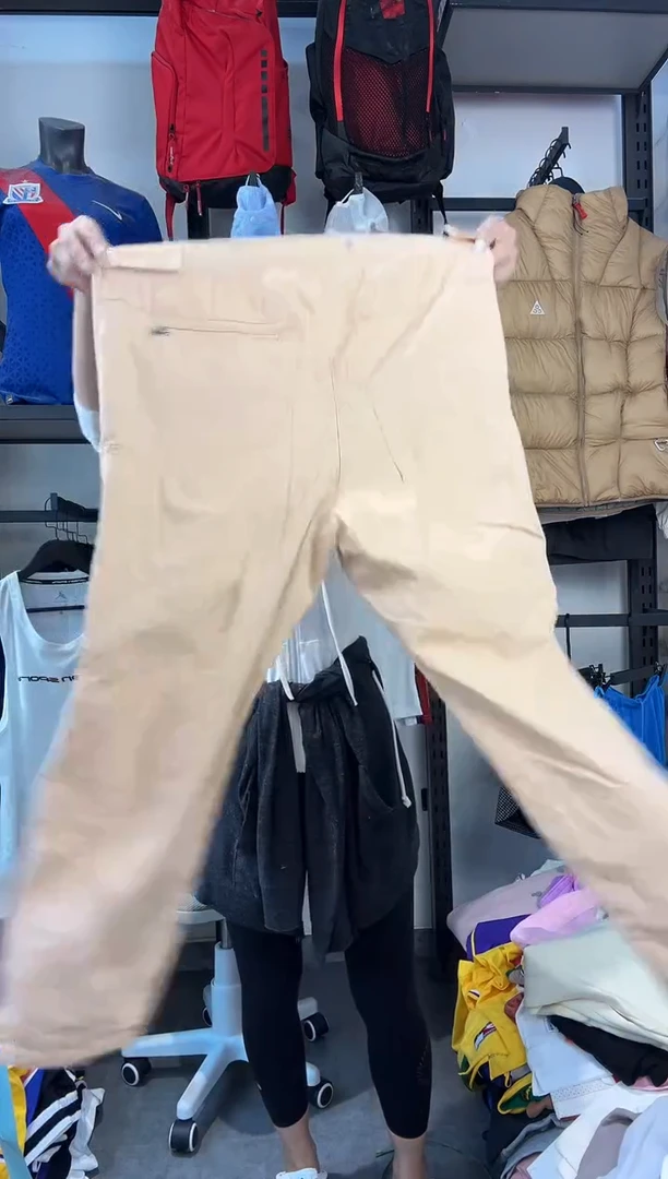 255编码 瑕疵款直播间过款为准 尺码M