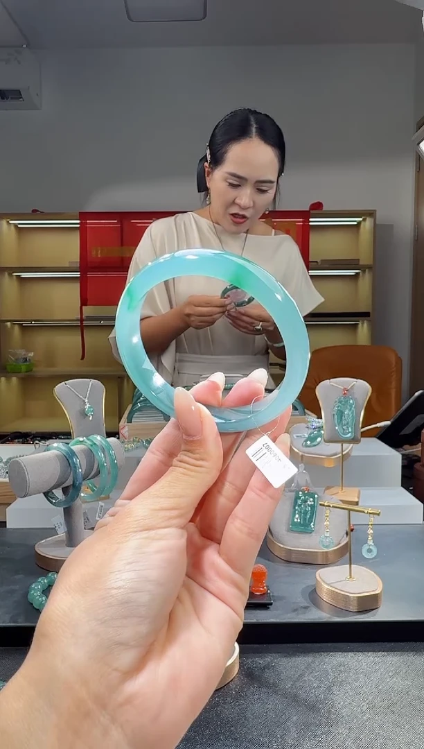吊坠(不含链)未镶嵌翡翠60圈