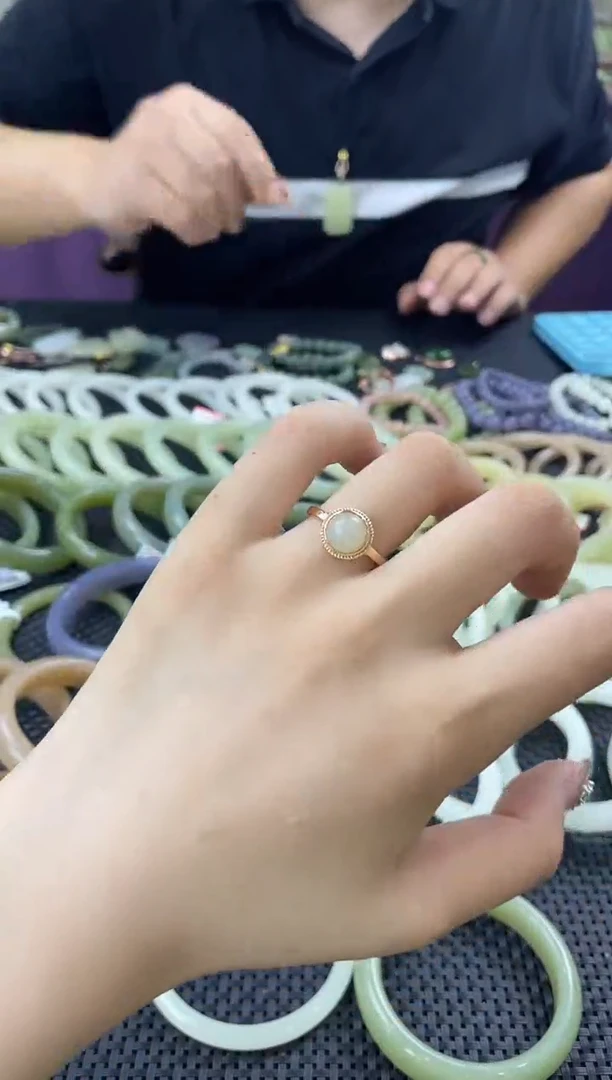 和田玉未镶嵌颈饰天然和田玉  28