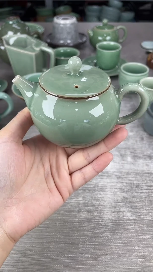 青花仓储福利放漏微暇