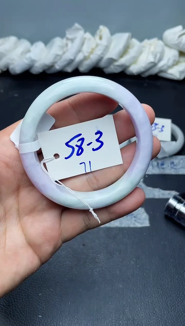 未镶嵌手镯翡翠71