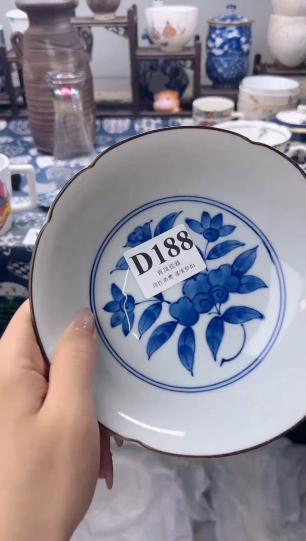 瓷片尚*    D188