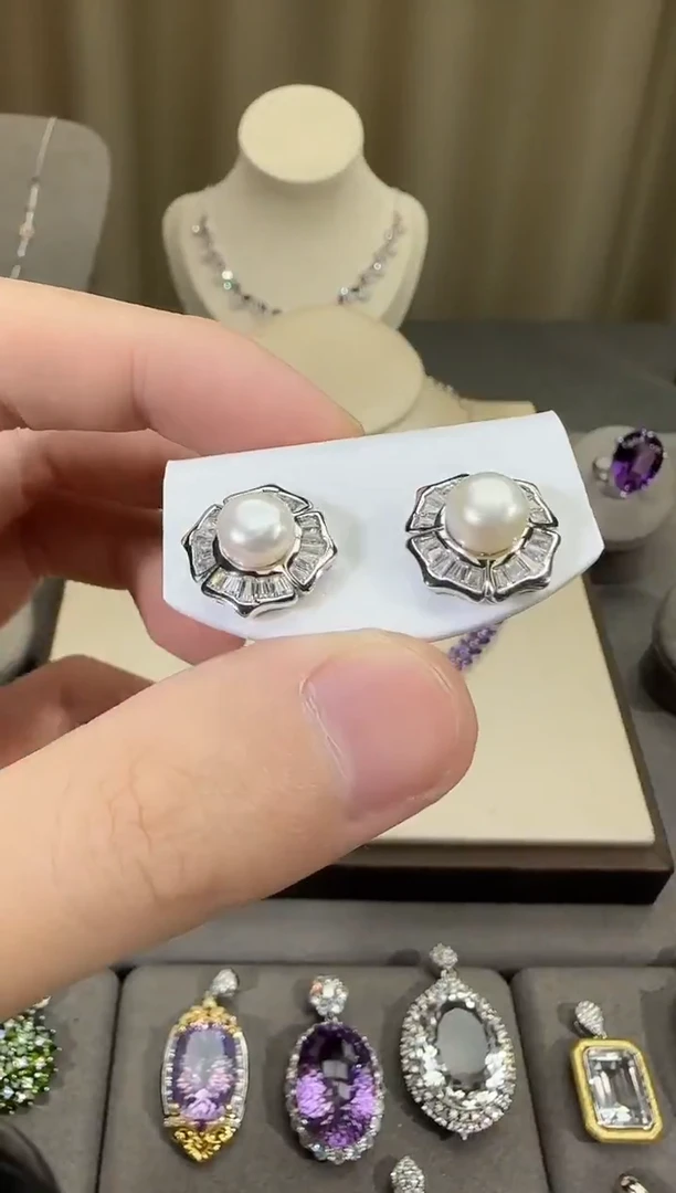 银S925镶嵌耳饰淡水珍珠8mm耳钉设计款