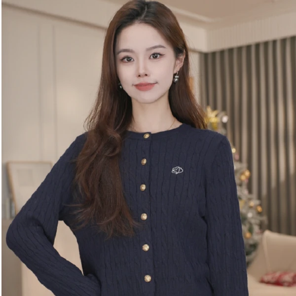 【翠竹黄花】茵曼春季时尚保暖百搭开衫毛衣慵懒百搭休闲绣花针织衫