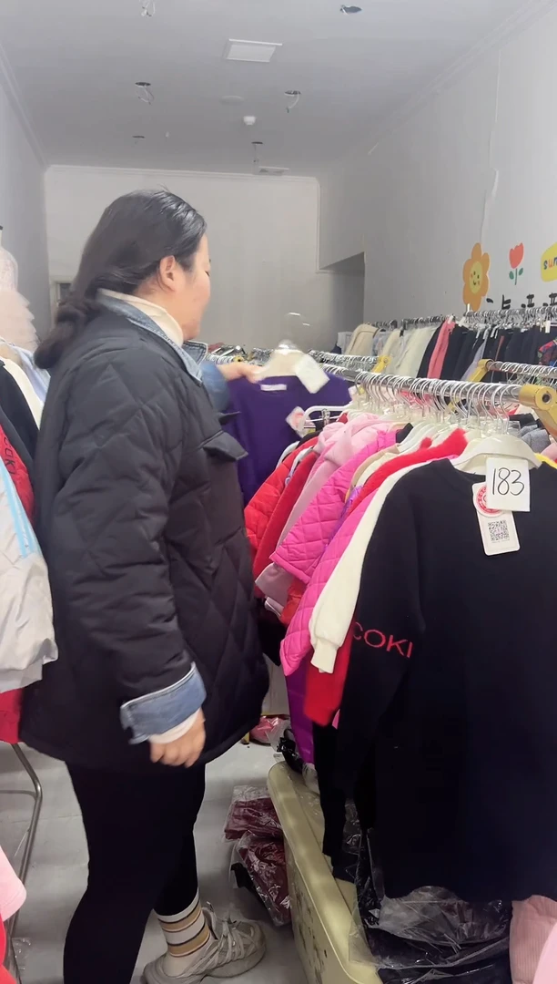 183编码，130尺码，1米2-1米3可穿，大牌孤品毛衣