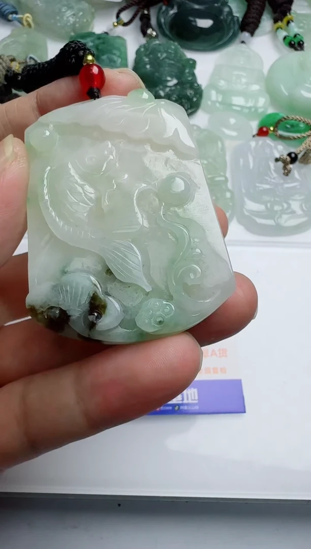 【闪购商品】翡翠吊坠(不含链)未镶嵌1