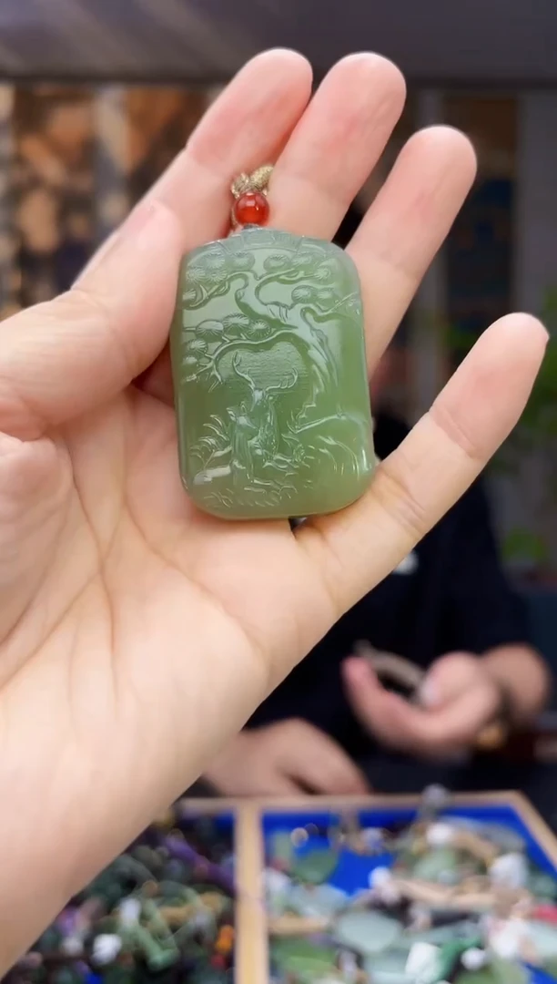 和田玉未镶嵌挂件拍一发一