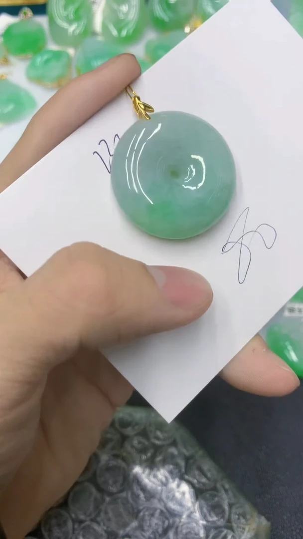 颈饰未镶嵌翡翠1111111