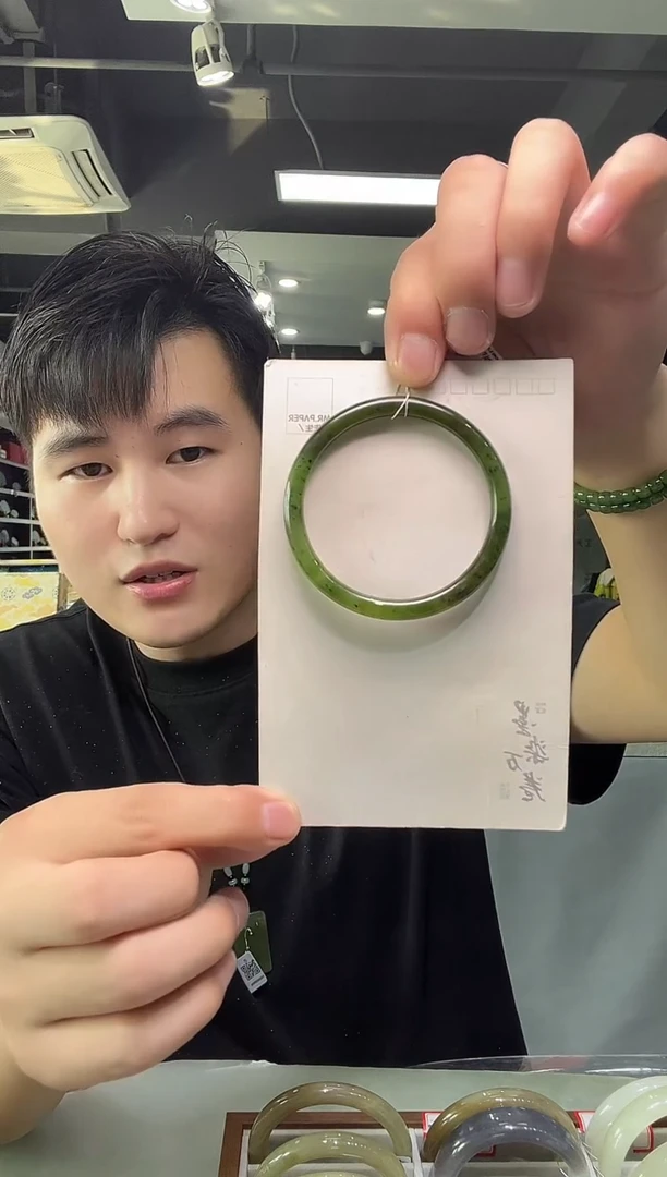 未镶嵌手镯和田玉58-59碧玉阳绿