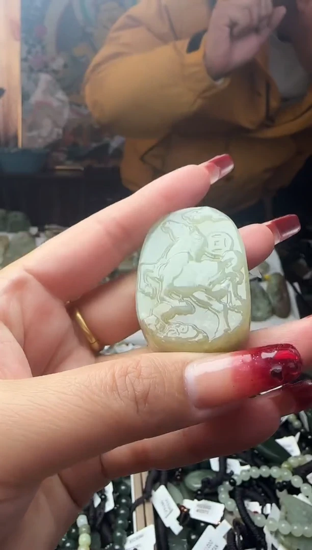 颈饰未镶嵌和田玉020