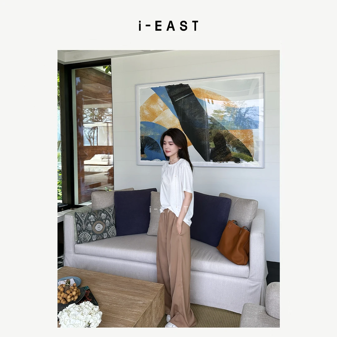i-EAST 极简收藏家~简约舒适休闲短袖T恤上衣-5C SY0933