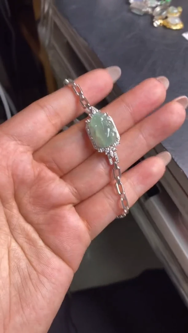 银S925镶嵌戒指翡翠献*?天然A货翡翠