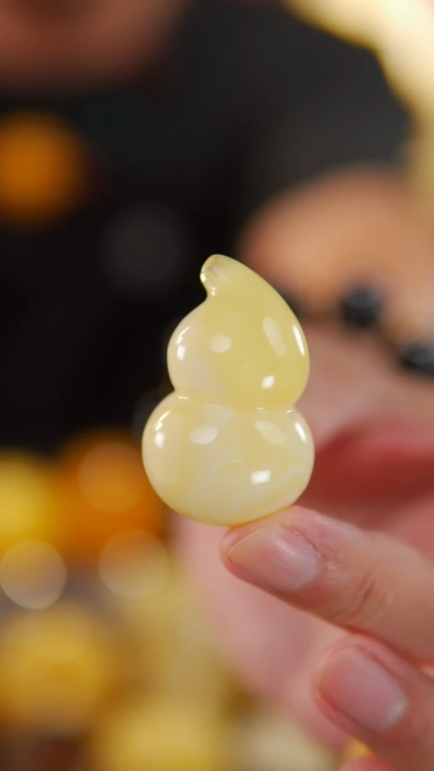 未镶嵌颈饰蜜蜡瓷白荧光葫芦20