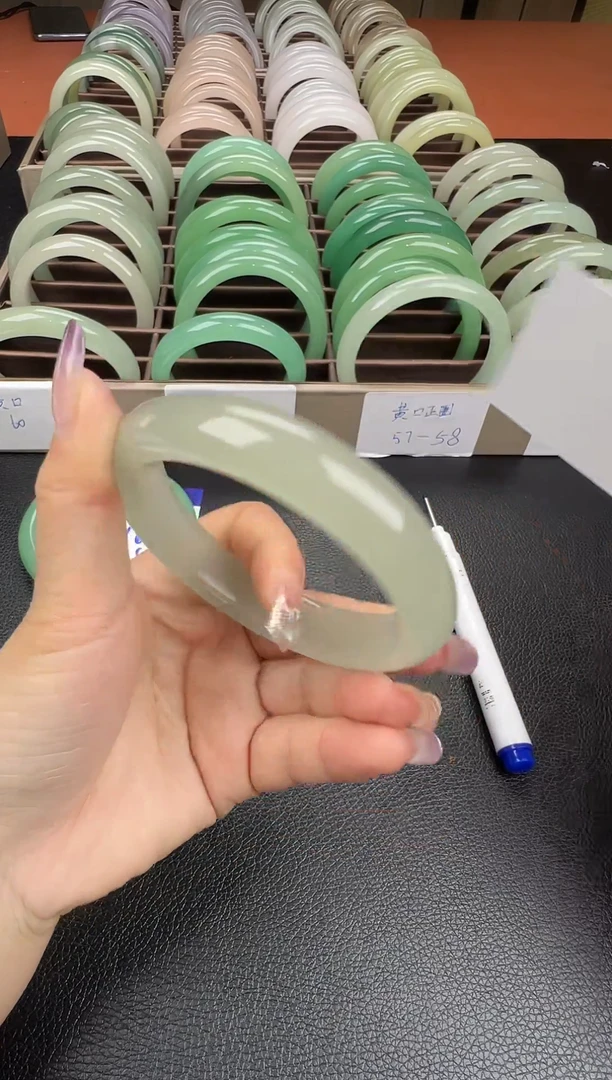 未镶嵌手镯东陵石圈口63 64