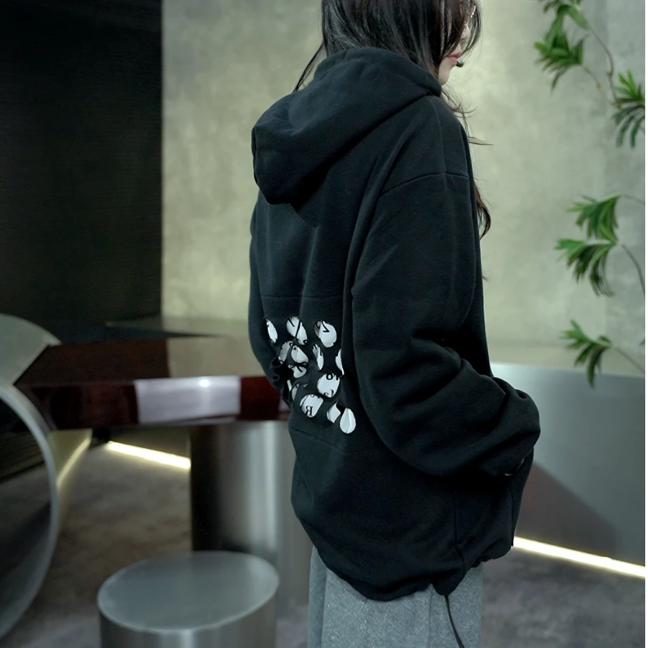 【新品】连帽卫衣长袖口袋休闲百搭情侣连帽春秋D18508