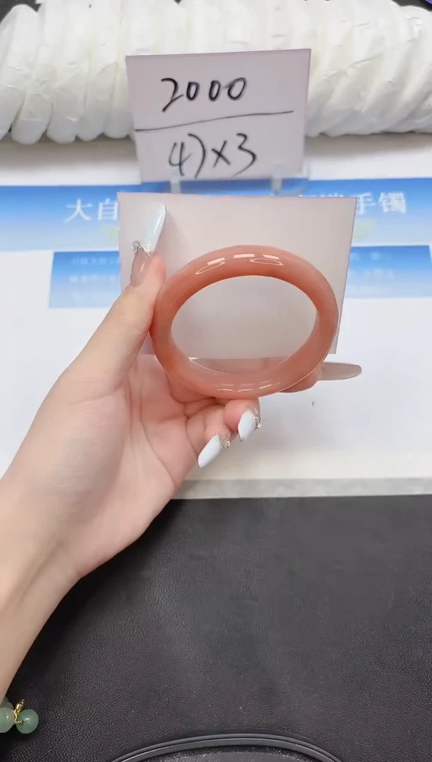 未镶嵌手镯石英质玉47-56.1