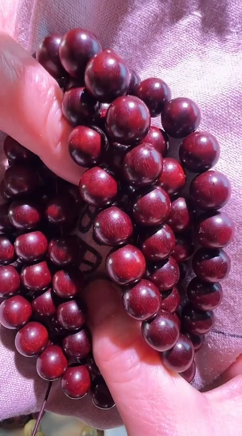 染料紫檀（血檀）1.0多圈