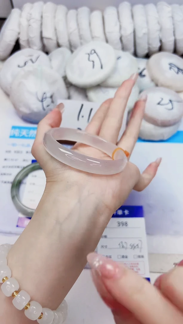 石英质玉手镯未镶嵌398-玉髓-圈口56