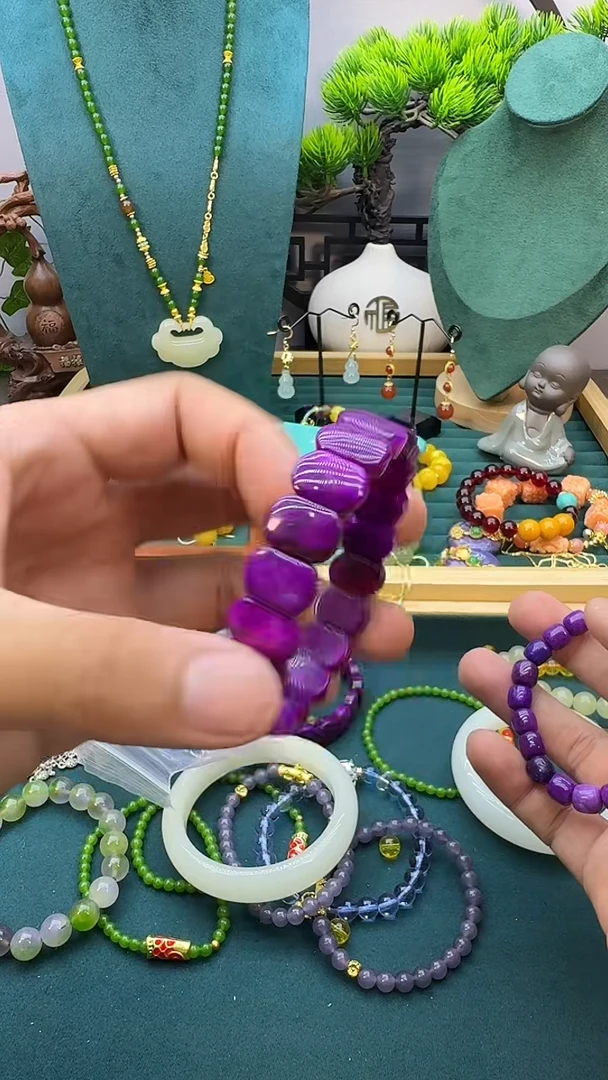 未镶嵌苏纪石（舒俱来）手链QL72