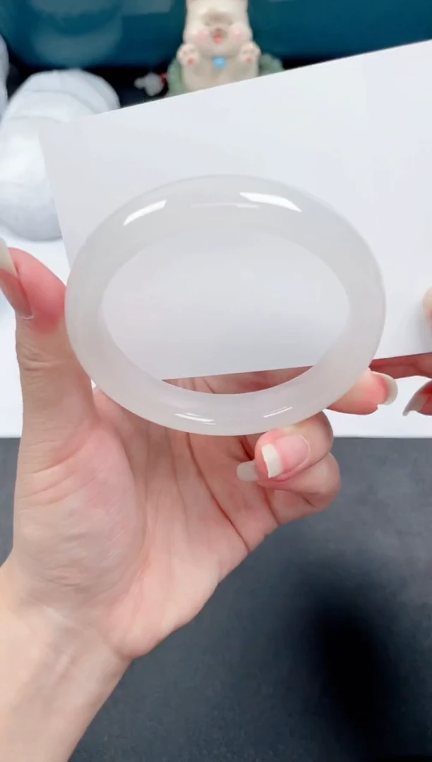 石英质玉手镯未镶嵌229-56.6