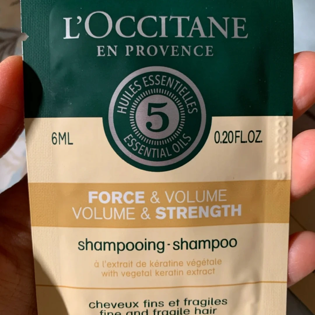 SZ-欧舒丹5合1草本菁纯强韧丰盈洗发露6ml（25年9月）