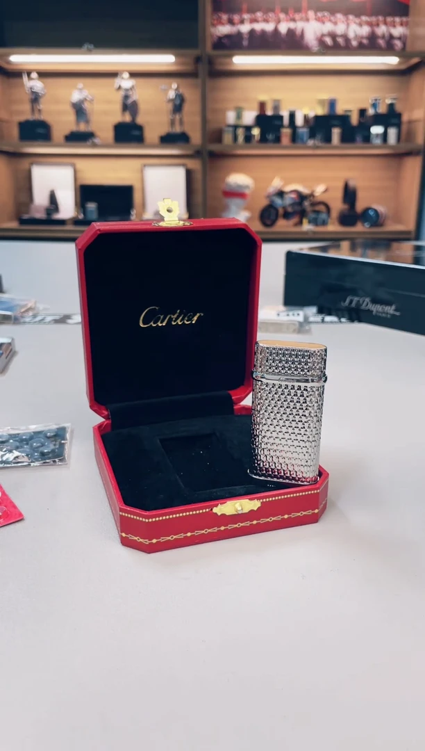 【黑屋奢品】打火机编号2115