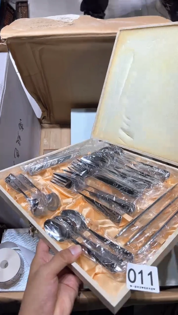 瓷片天****丽011...........