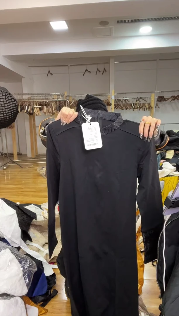 M码       90-105斤  打底裙立领