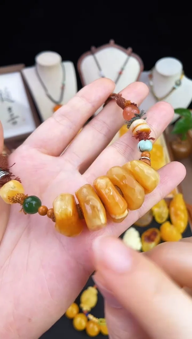 琥珀未镶嵌珠宝奇石柒月