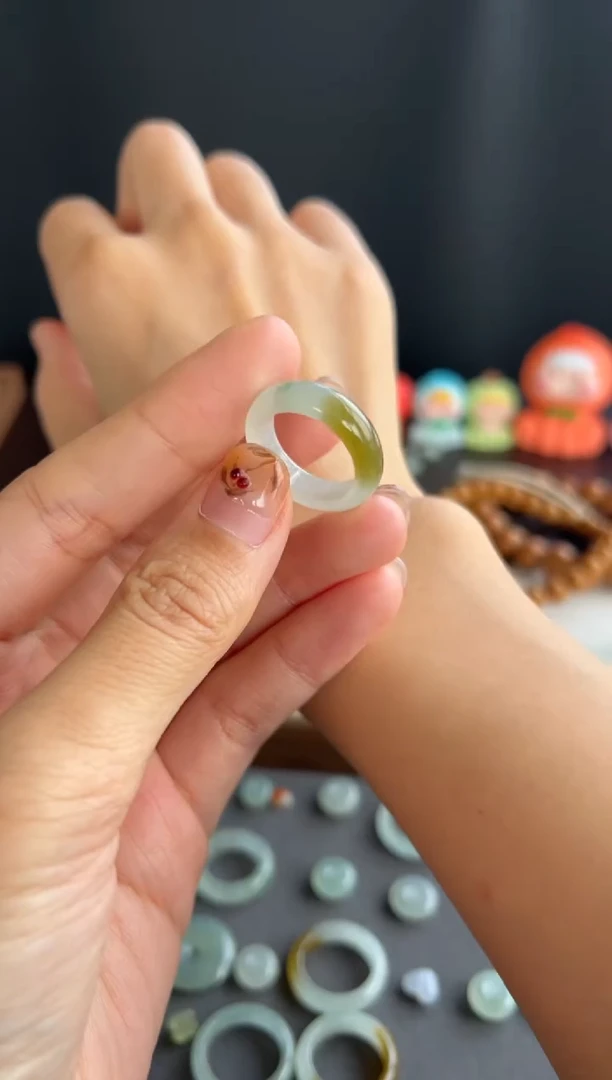 颈饰未镶嵌翡翠333买断13