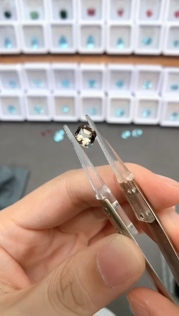 未镶嵌裸石定制碧玺1.36ct