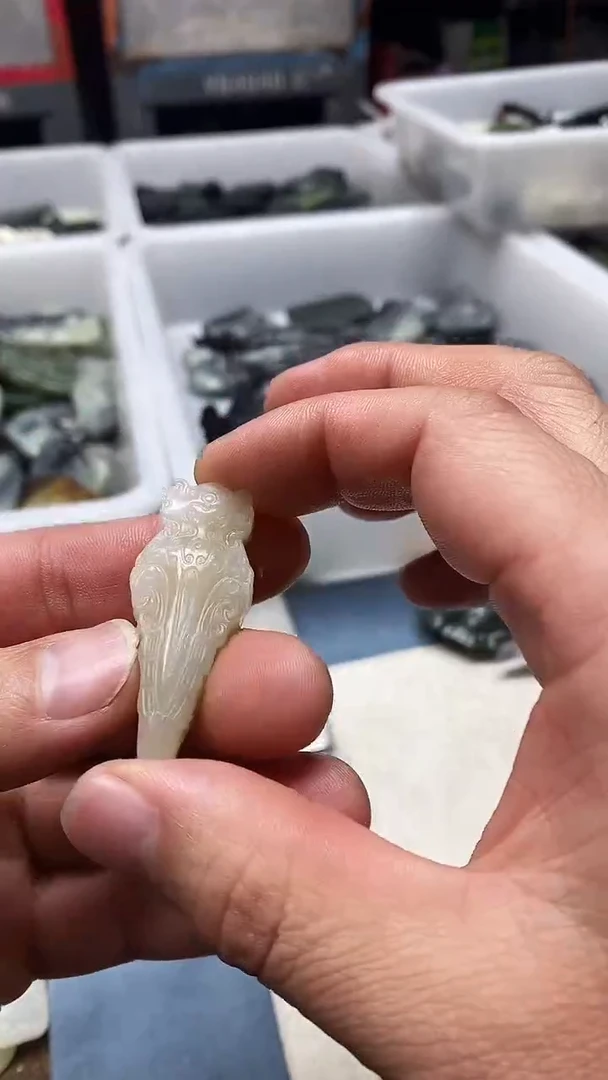 吊坠(不含链)未镶嵌和田玉1