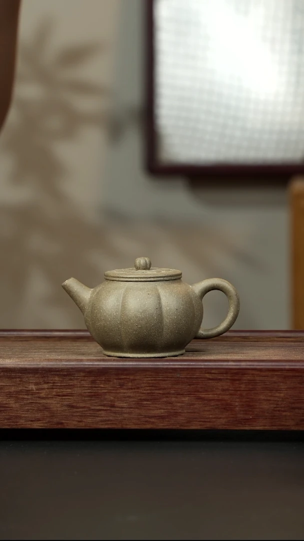 紫砂茶壶岩中泥三拼 灯笼壶 青色